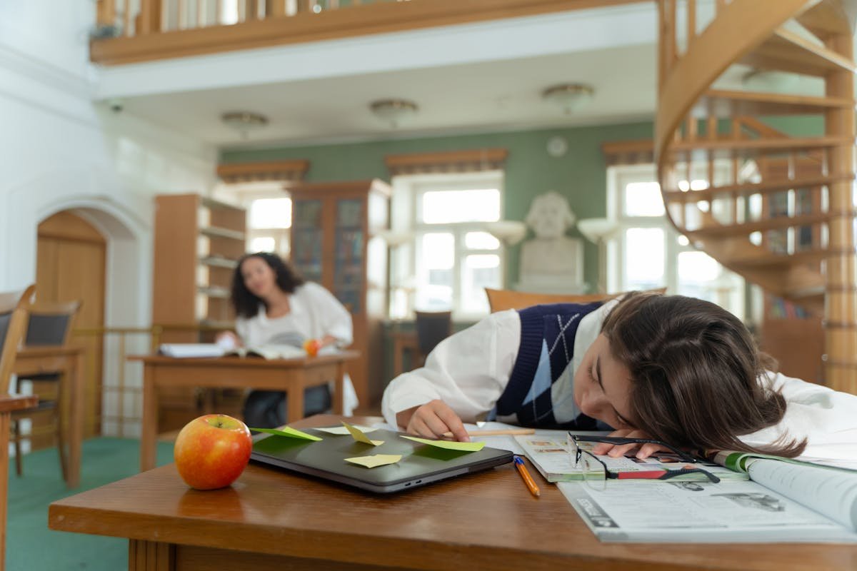 05 strategies to prevent dozing off when studying