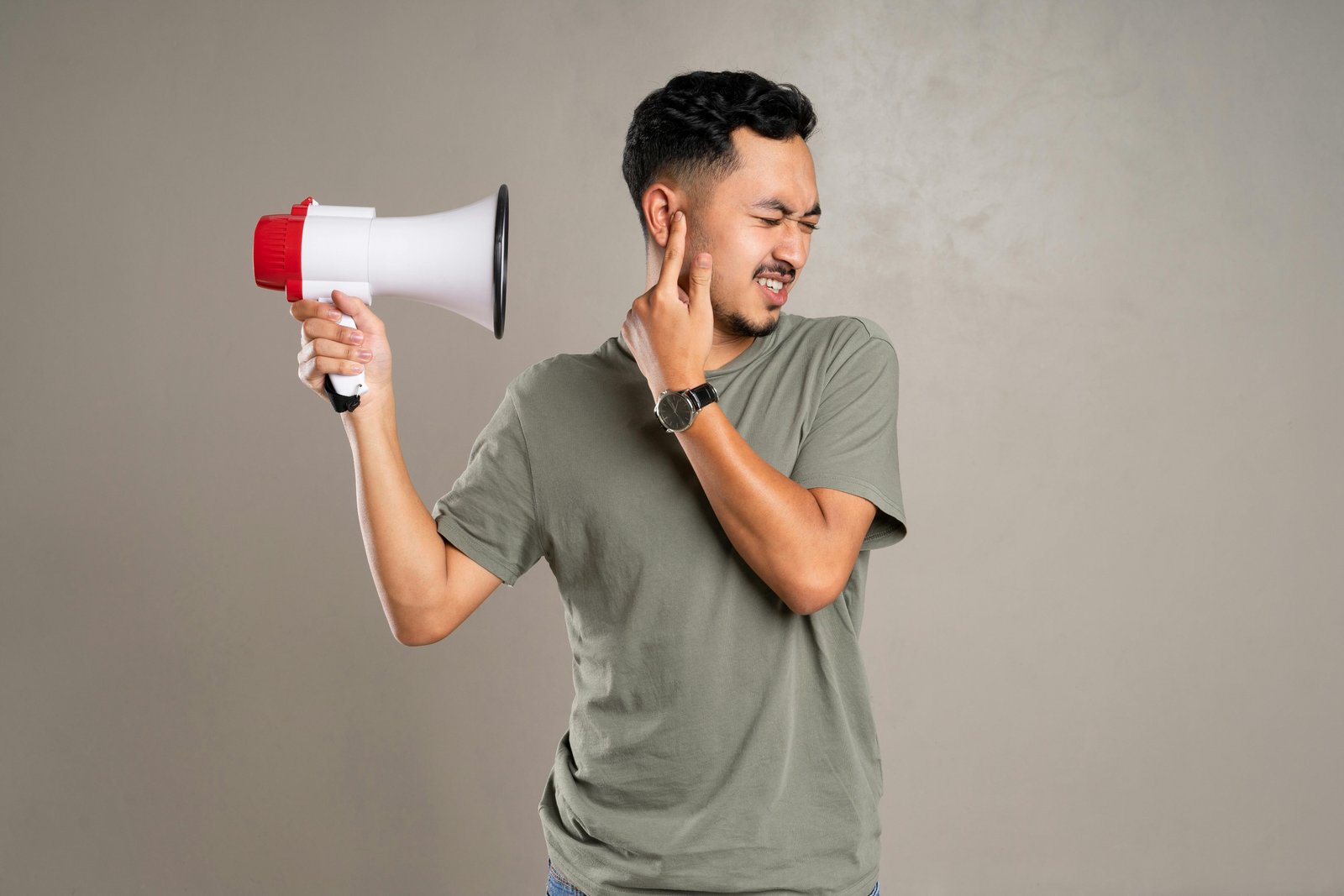 Actions you may do to avoid hearing loss