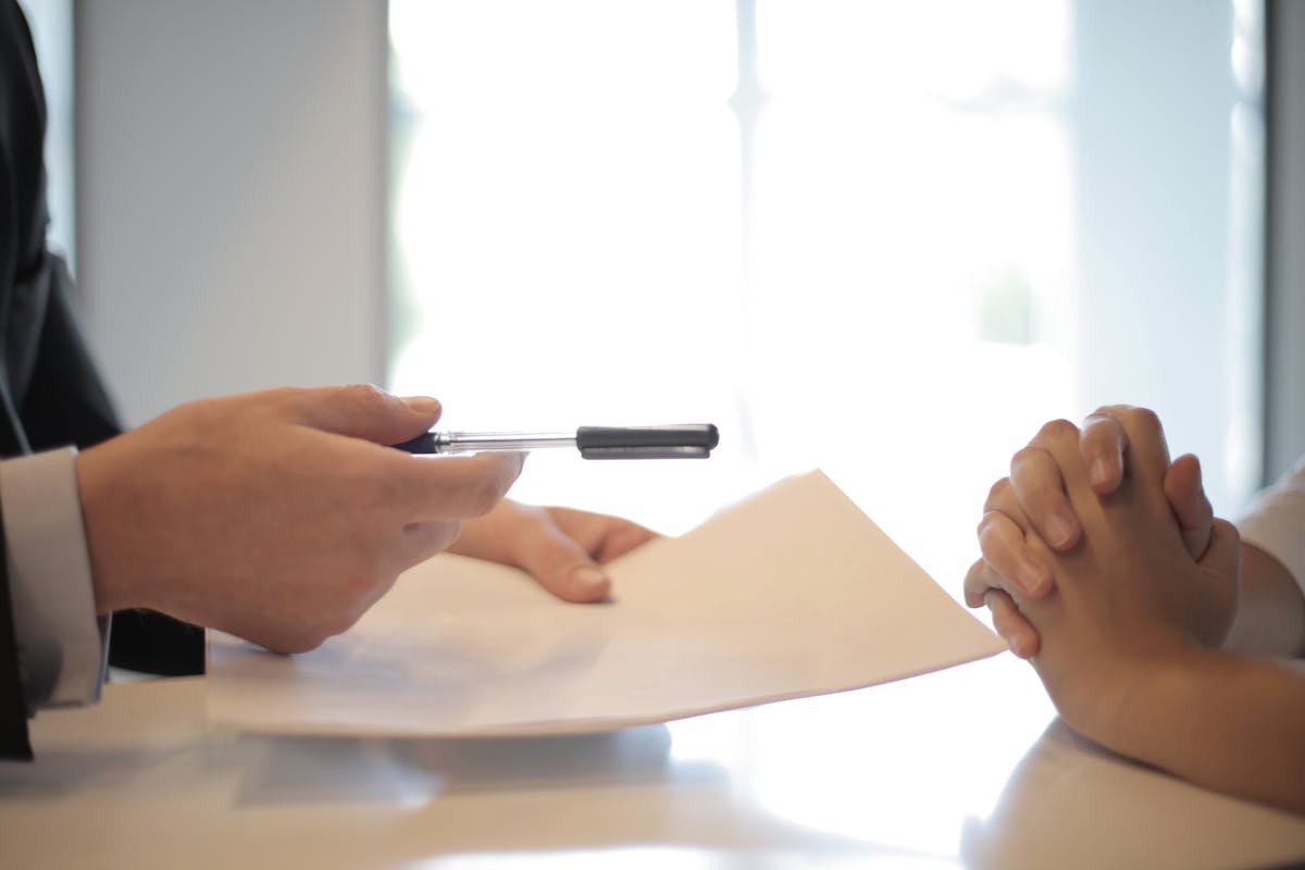 Discover the main advantages of business insurance
